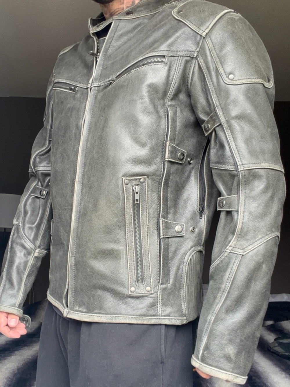 Grey Leather Motorcycle Jacket Men’s Medium
